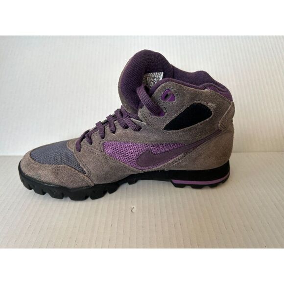 Vintage Nike Air Caldera Hiking Boots Gray Purple Women's 8 - Picture 2 of 9